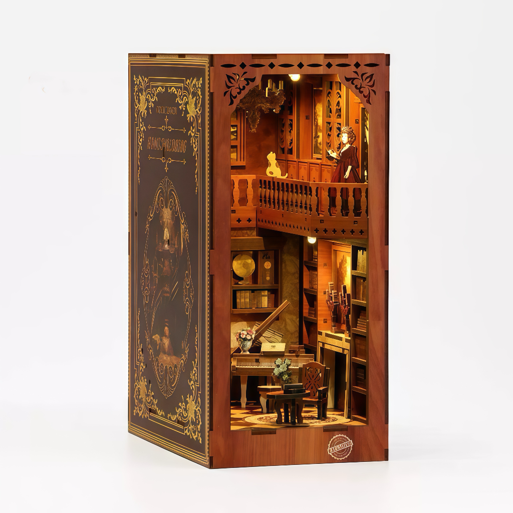 Green Cottage Bookend Model