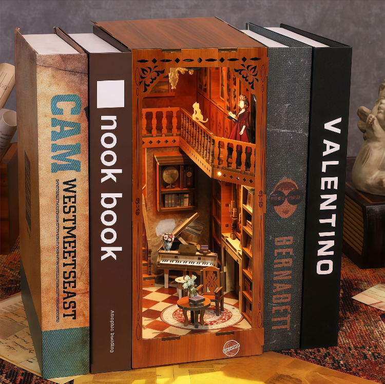 Green Cottage Bookend Model