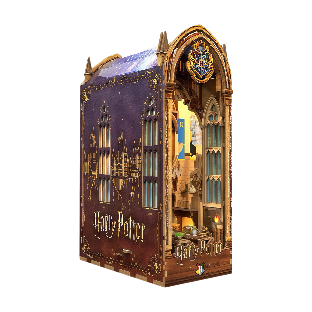 Hogwarts Great Hall Bookend Model