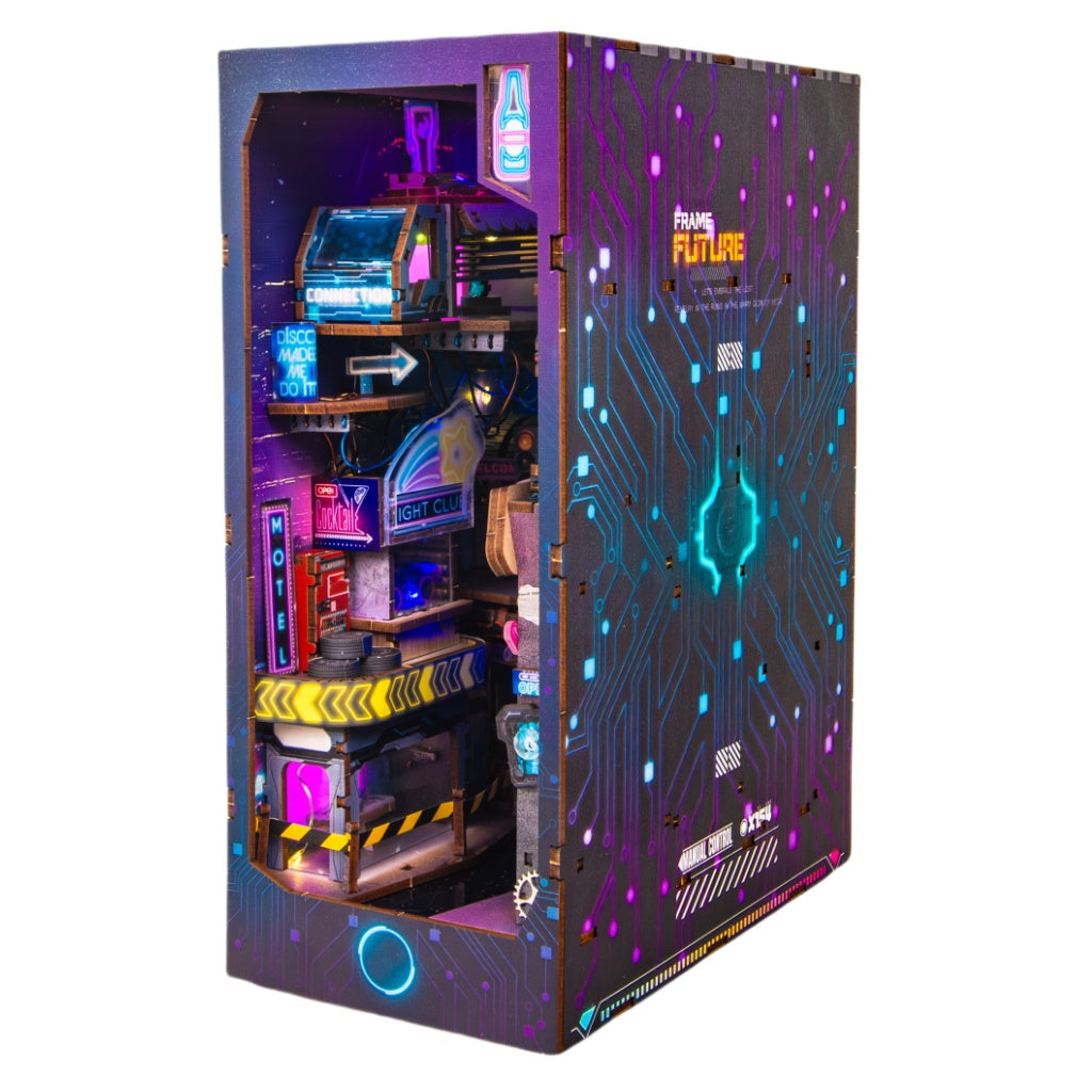 Endless Dimensions – 3D Wooden Puzzle Sci-Fi Diorama